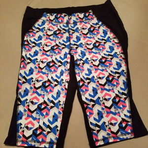 Livi Active Capris - Size 18/20